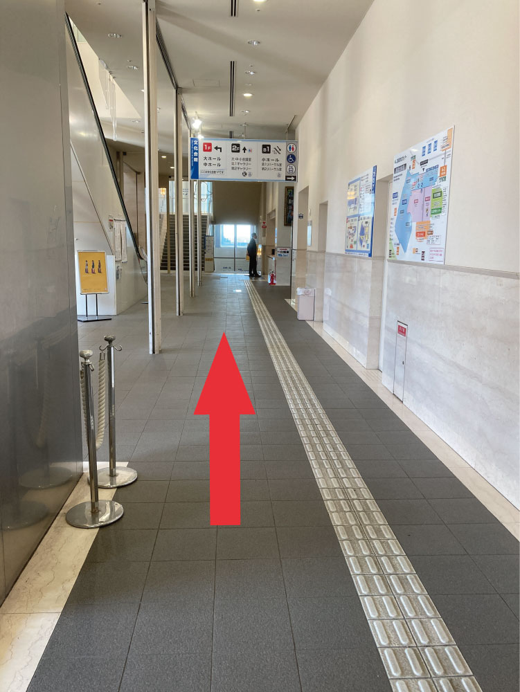 文化会館棟入口写真