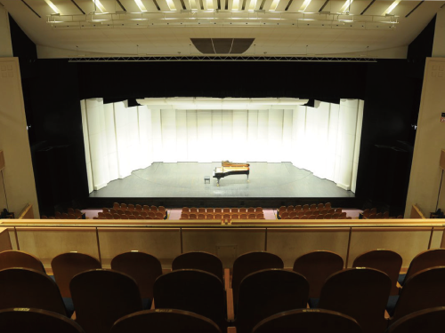 middle Auditorium