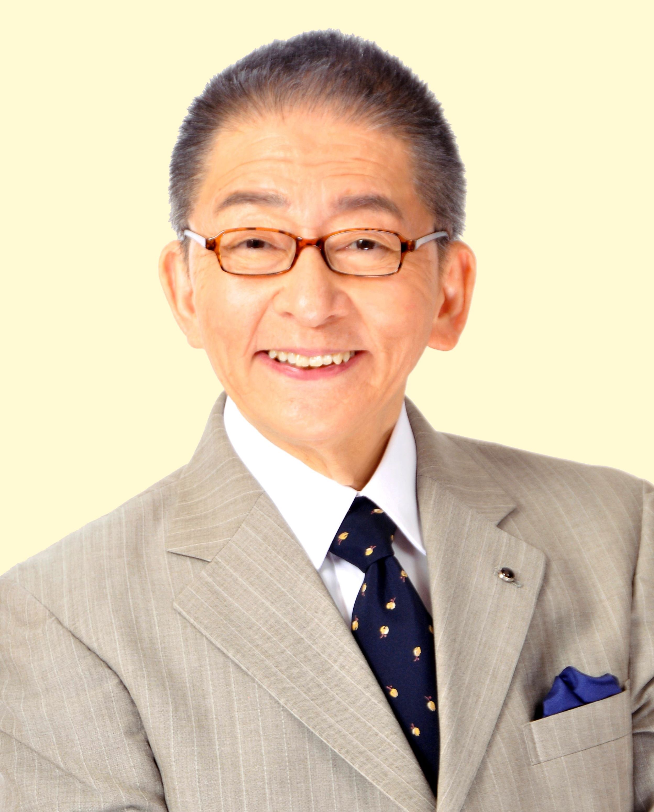 講師