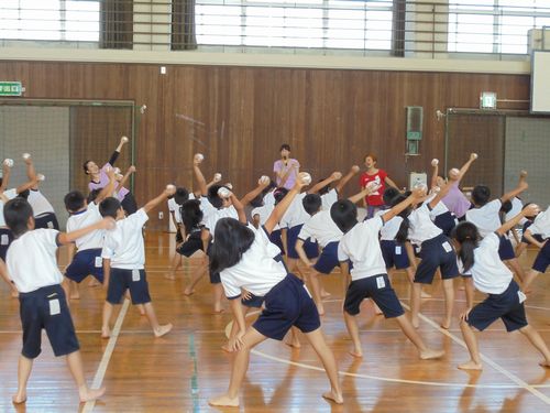 ミニミニスターを使ったダンス