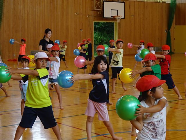 低学年ダンス