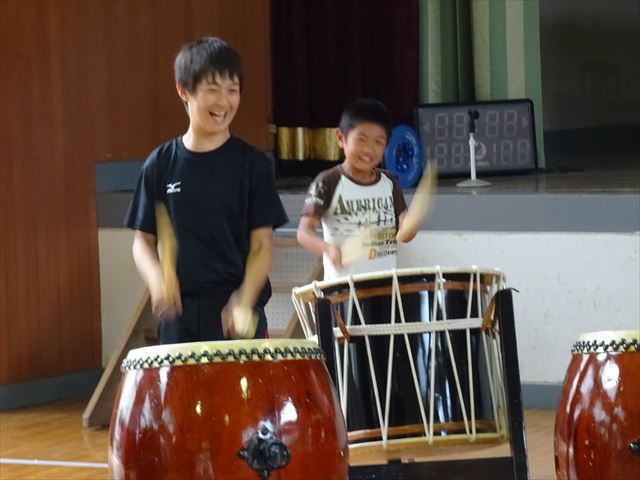 まずは叩いてみよう