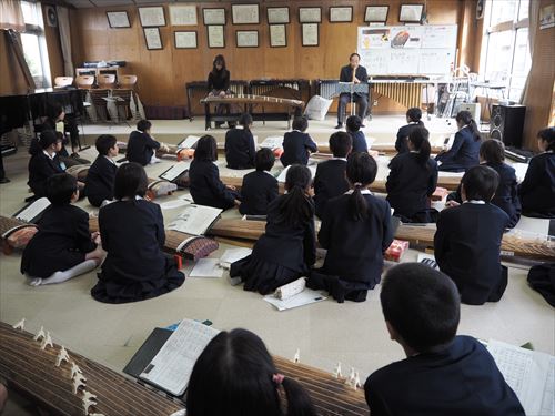 「春の海」鑑賞中