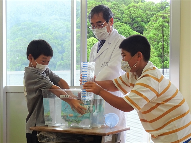 空気の体積をはかる