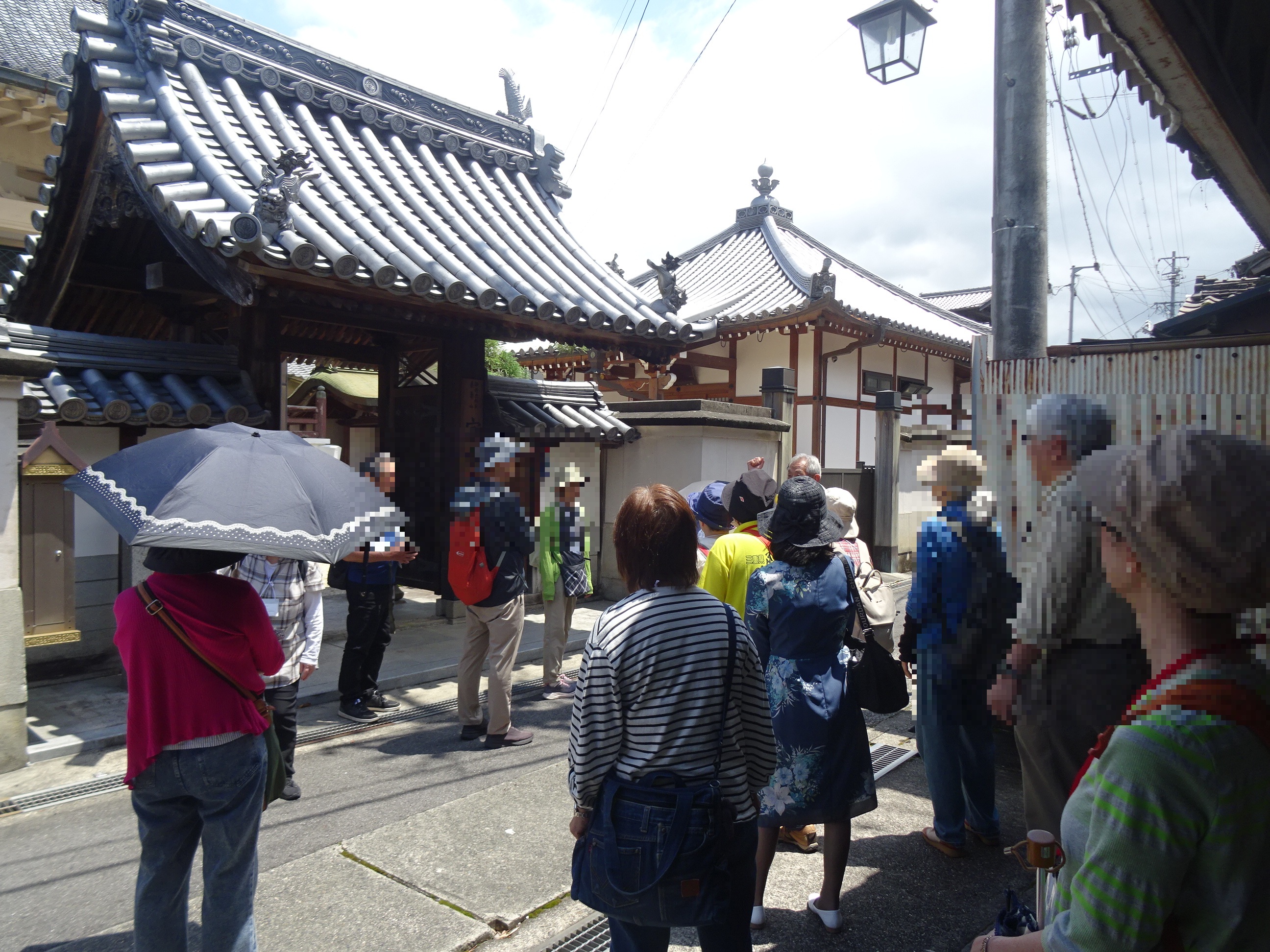 町散策の様子