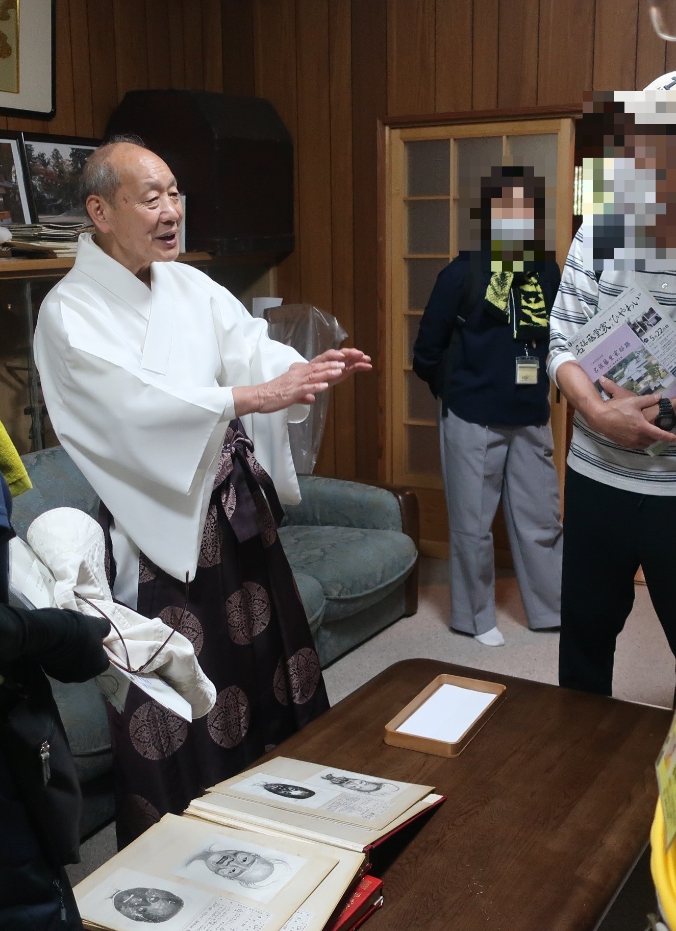 宮司の中森孝榮さん