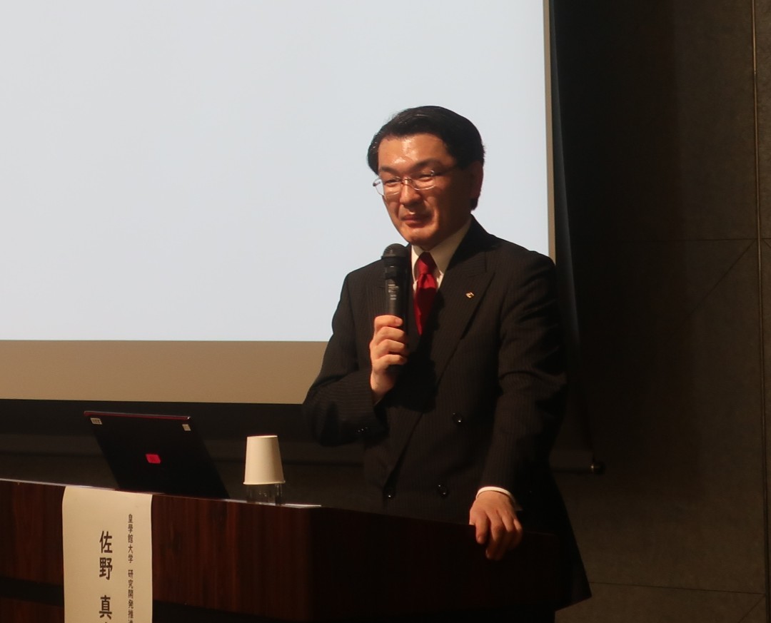 佐野真人さん