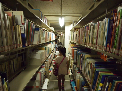 図書館探検ツアー