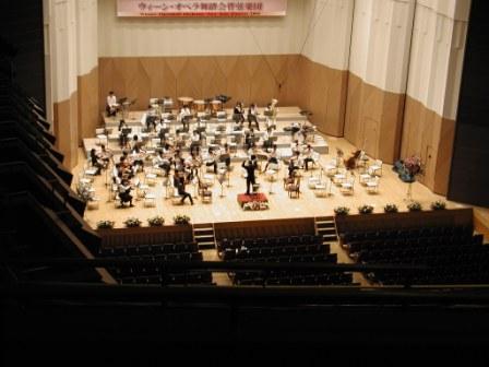 座席からの舞台の見え方 大ホール 3階7列目1番付近 三重県総合文化センター 座席からの舞台の見え方 大ホール 3階7列目1番付近 三重県総合文化センター